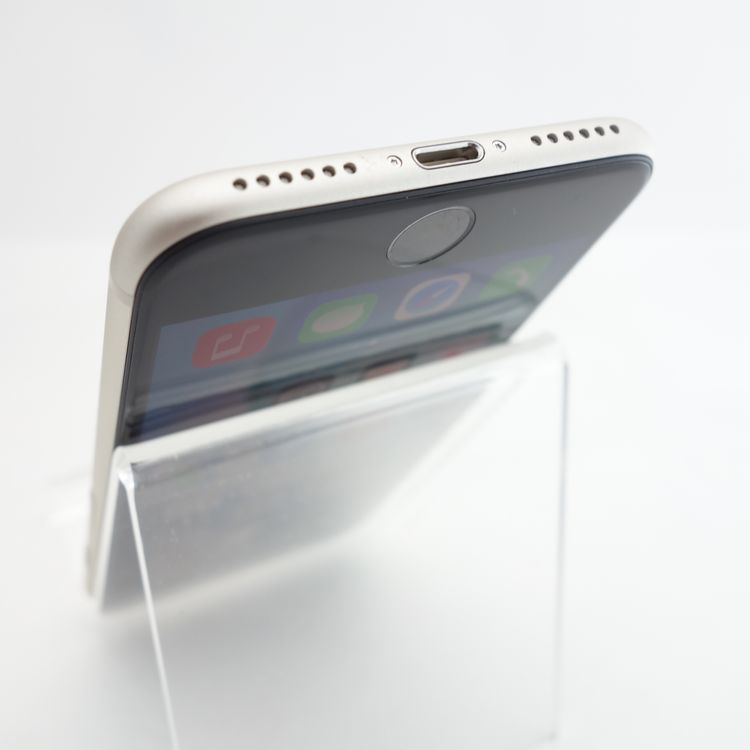 ��SIM�ե꡼��iPhoneSE3 64GB �������饤�� ����97�� �������¡�