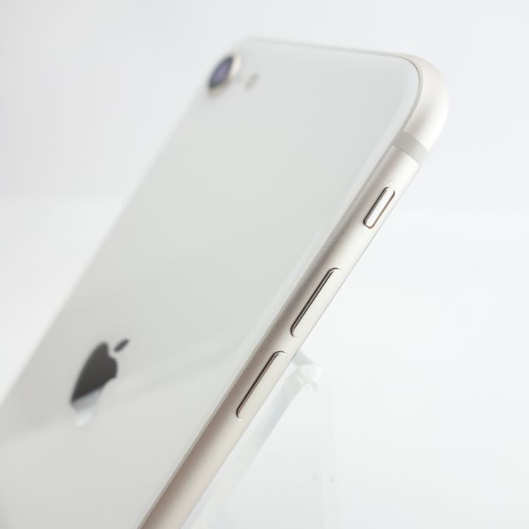 ��SIM�ե꡼��iPhoneSE3 64GB �������饤�� ����92�� �������¡�