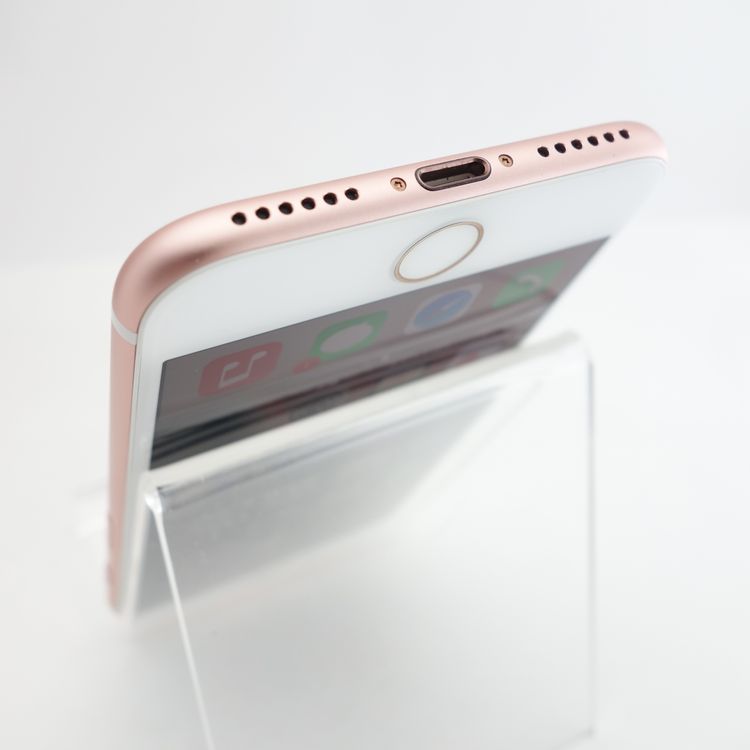 ��SIM�ե꡼��iPhone7 32GB ������������� ����100�� �������¡�