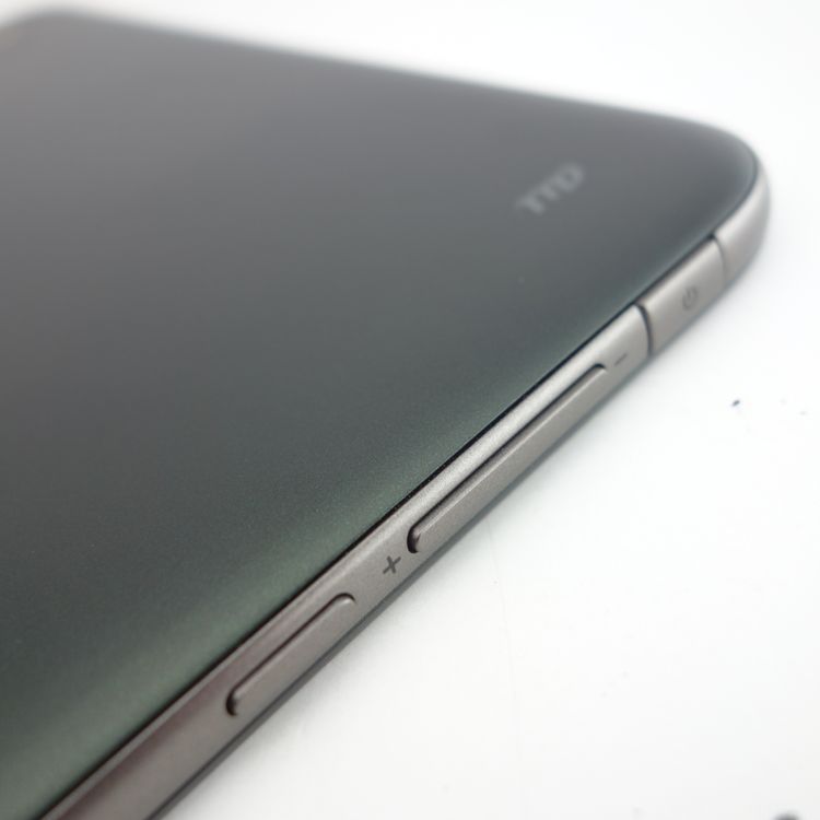 ��10.1�������Qua tab QZ10 KYT33 ���꡼�֥֥�å� �������¡� SIM�ե꡼