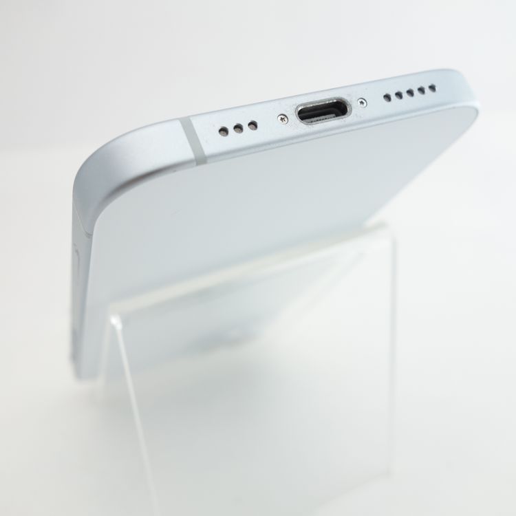 ��SIM�ե꡼��iPhone15 128GB �֥롼 ����96% �������¡�