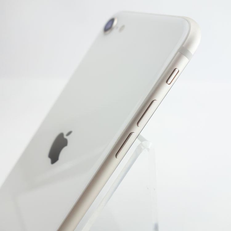 ��SIM�ե꡼��iPhoneSE3 64GB �������饤�� ����100�� �������¡�