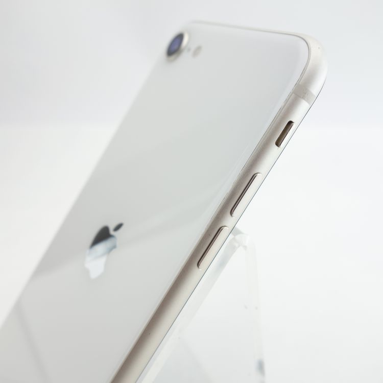 ��SIM�ե꡼��iPhoneSE3 64GB �������饤�� ����86�� �������¡�