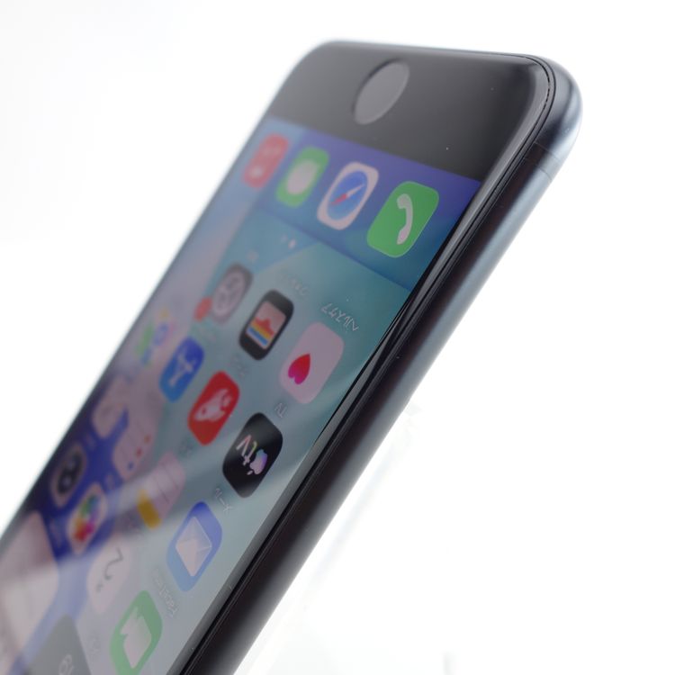 ��SIM�ե꡼��iPhoneSE2 64GB �֥�å� ����91�� �������¡�