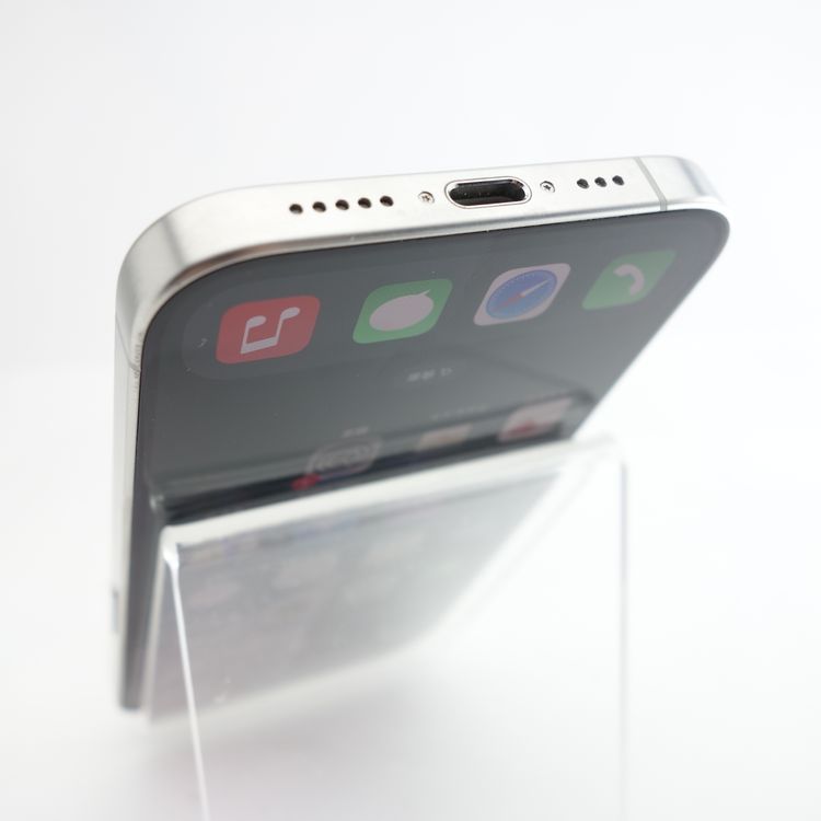 ��SIM�ե꡼��iPhone15Pro 512GB �ۥ磻�ȥ����˥��� ����86��