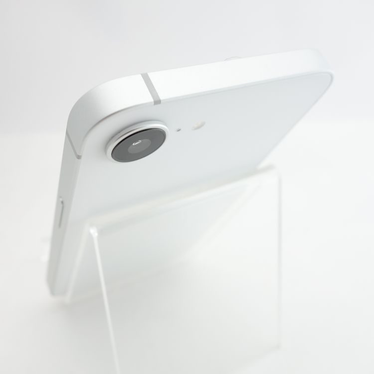 ��SIM�ե꡼��iPhone17e 256GB �ۥ磻�� ����100�� ���������ݾ�