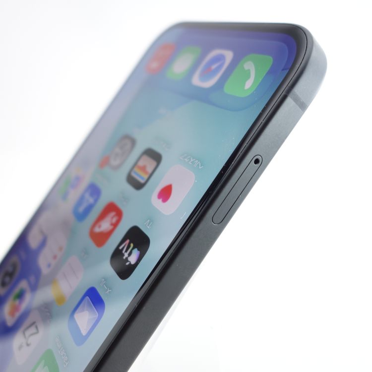 ��SIM�ե꡼��iPhone15 128GB �֥�å� ����88% �������¡�