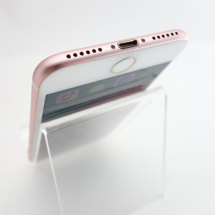��SIM�ե꡼��iPhone7 32GB ������������� ����84�� �������¡�