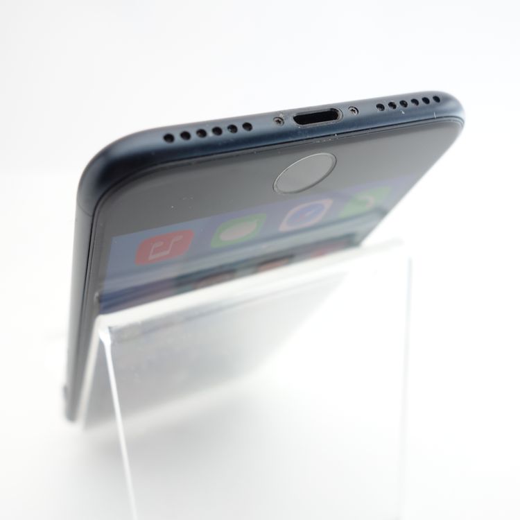 ��SIM�ե꡼��iPhoneSE3 64GB �ߥåɥʥ��� ����96�� �������¡�