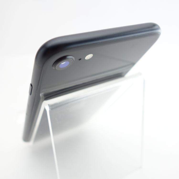 ��SIM�ե꡼��iPhoneSE2 64GB �֥�å� ����97�� �������¡�