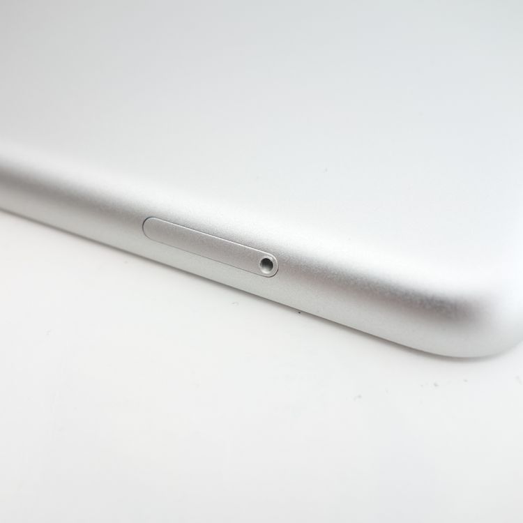 ��10.2�������iPad ��7���� 32GB ����С� ����92�� SIM�ե꡼