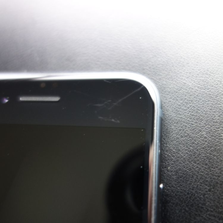 ��SIM�ե꡼��iPhoneSE3 128GB �ߥåɥʥ��� ����85�� �������¡�