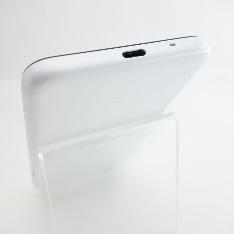 ��SIM�ե꡼��AQUOS sense basic 702SH �ۥ磻�� �������¡�