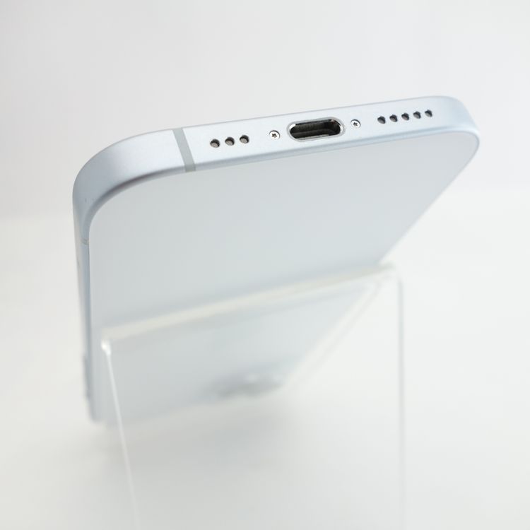 ��SIM�ե꡼��iPhone15 256GB �֥롼 ����84% Apple���ȥ���