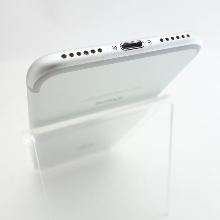 ��SIM�ե꡼��iPhone7 128GB ����С� ����100�� �������¡�