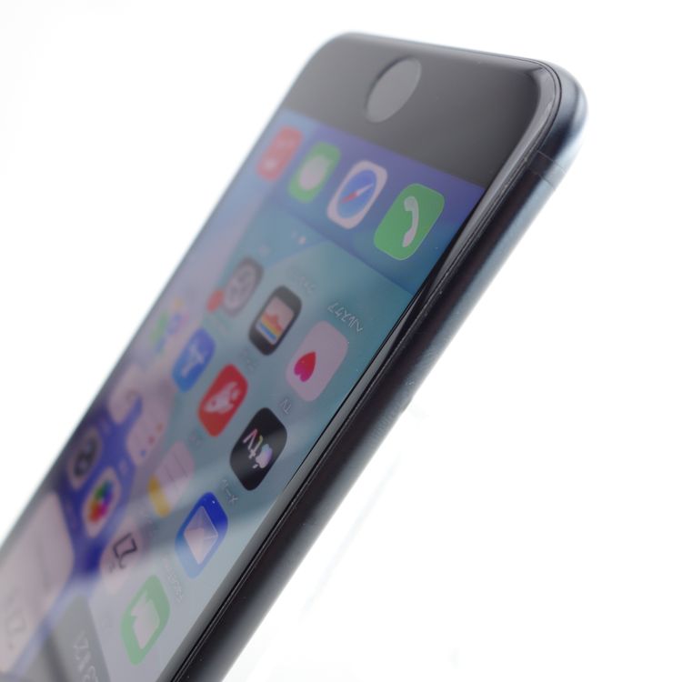 ��SIM�ե꡼��iPhoneSE3 64GB �ߥåɥʥ��� ����90�� �������¡�