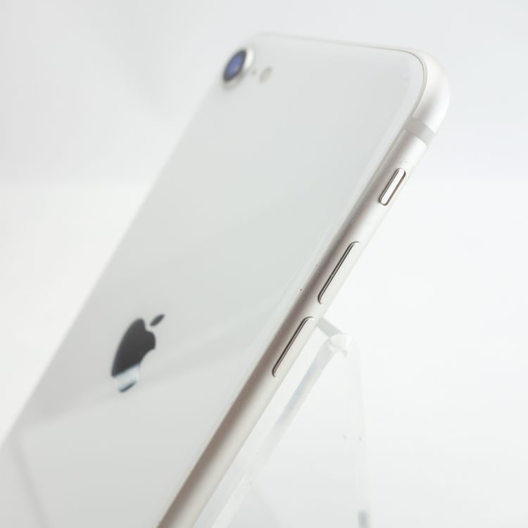 ��SIM�ե꡼��iPhoneSE3 64GB �������饤�� ����84�� �������¡�