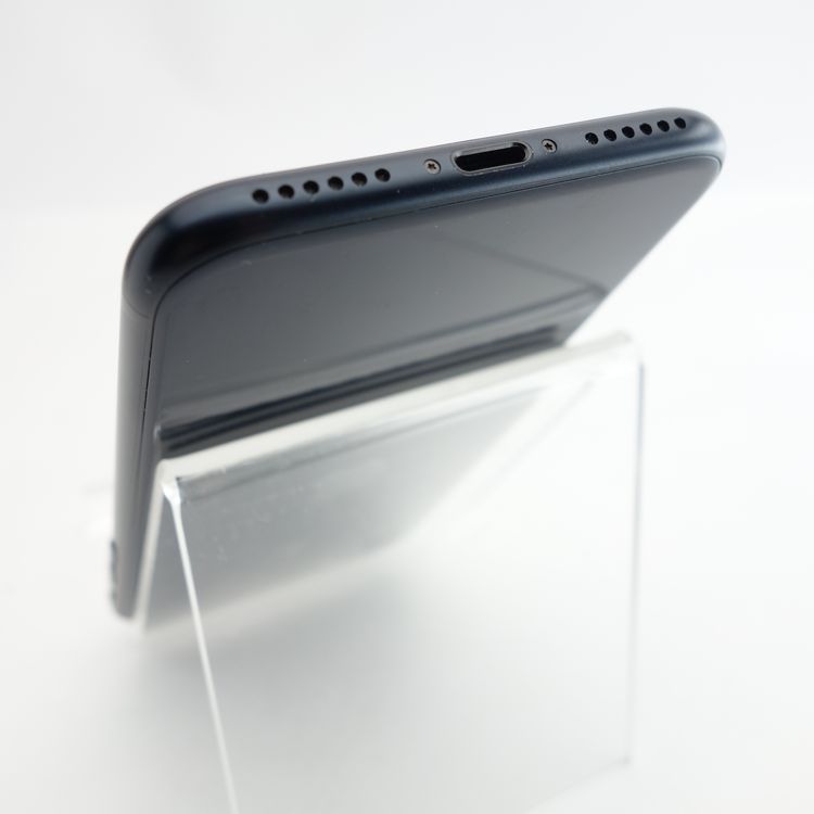 ��SIM�ե꡼��iPhoneSE3 64GB �ߥåɥʥ��� ����97�� �������¡�