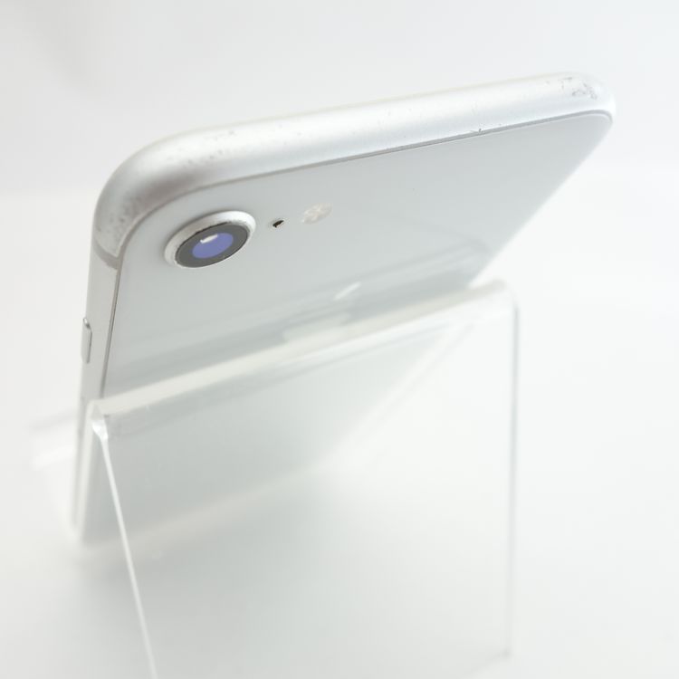 ��SIM�ե꡼��iPhone8 256GB ����С� ����84�� �������¡�