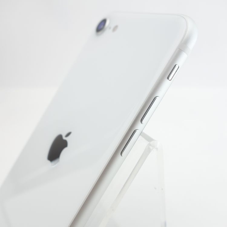 ��SIM�ե꡼��iPhoneSE2 64GB �ۥ磻�� ����100�� �������¡�
