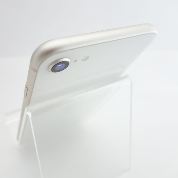 ��SIM�ե꡼��iPhoneSE3 64GB �������饤�� ����83�� �������¡�