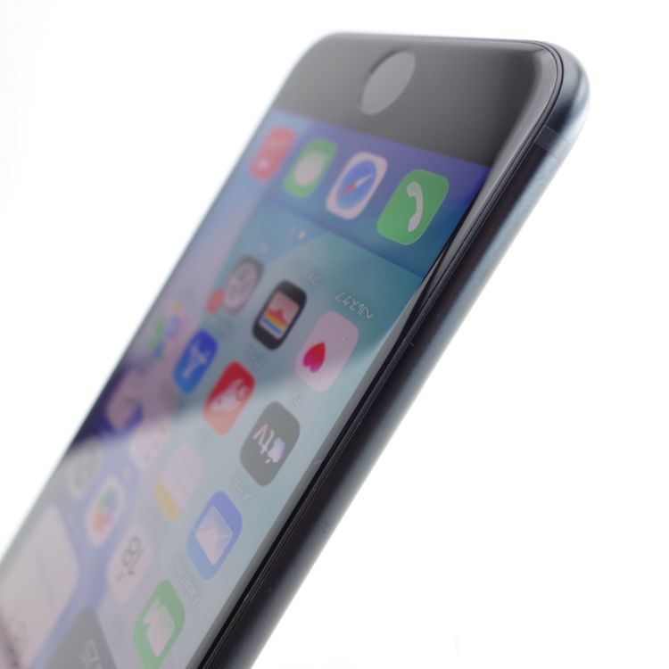 ��SIM�ե꡼��iPhoneSE3 64GB �ߥåɥʥ��� ����94�� �������¡�