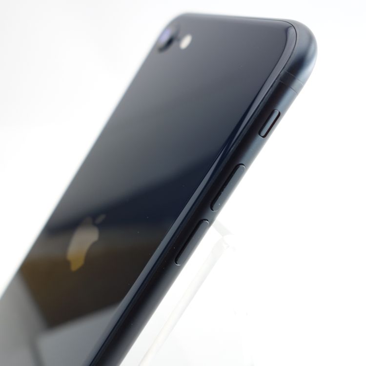 ��SIM�ե꡼��iPhoneSE3 64GB �ߥåɥʥ��� ����96�� �������¡�
