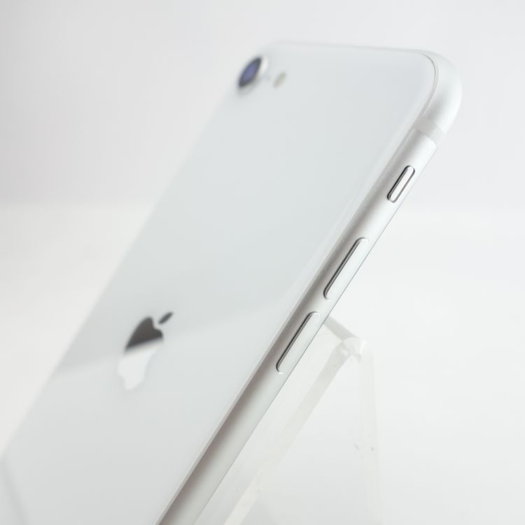 ��SIM�ե꡼��iPhoneSE2 128GB �ۥ磻�� ����95�� �������¡�