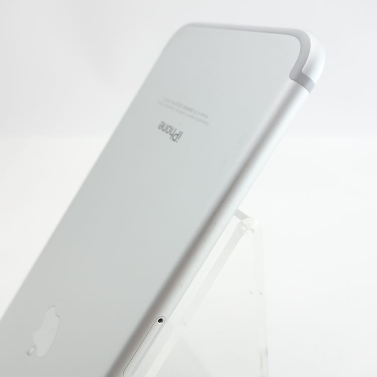 ��SIM�ե꡼��iPhone7 32GB ����С� ����96�� �������¡�