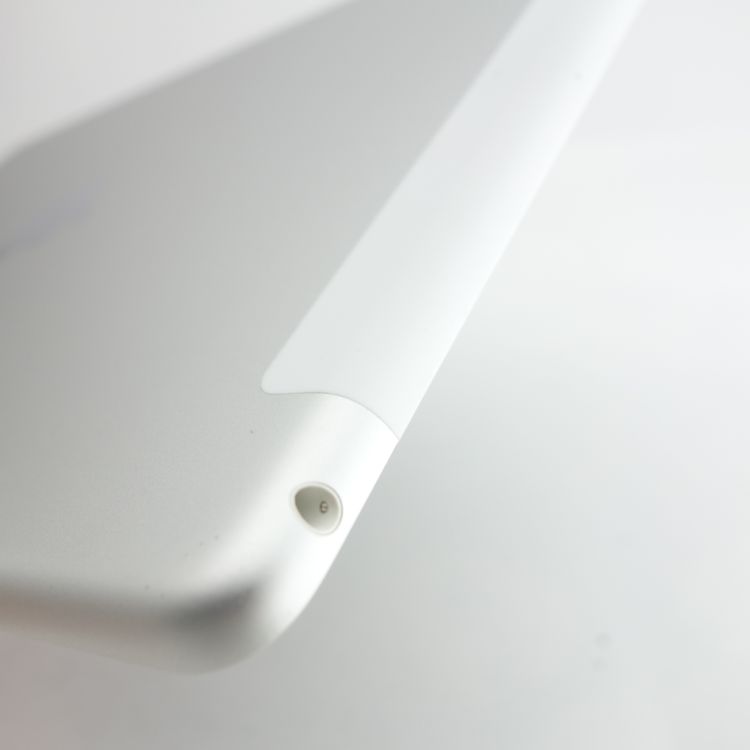 ��10.2�������iPad ��8���� 128GB ����С� ����96�� SIM�ե꡼