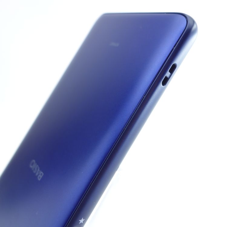 ��SIM�ե꡼��BASIO 4 KYV47 �������֥롼 �������¡� au��