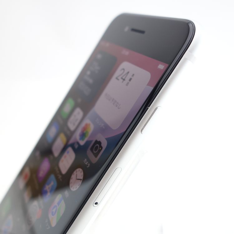 ��SIM�ե꡼��iPhoneSE2 64GB �ۥ磻�� ����100�� �������¡�