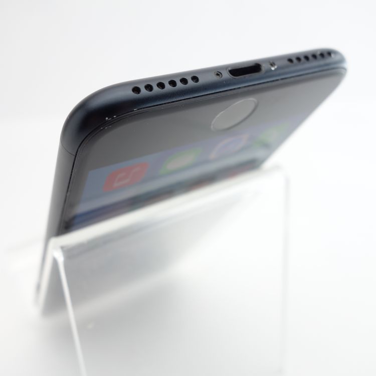 ��SIM�ե꡼��iPhoneSE3 128GB �ߥåɥʥ��� ����85�� �������¡�
