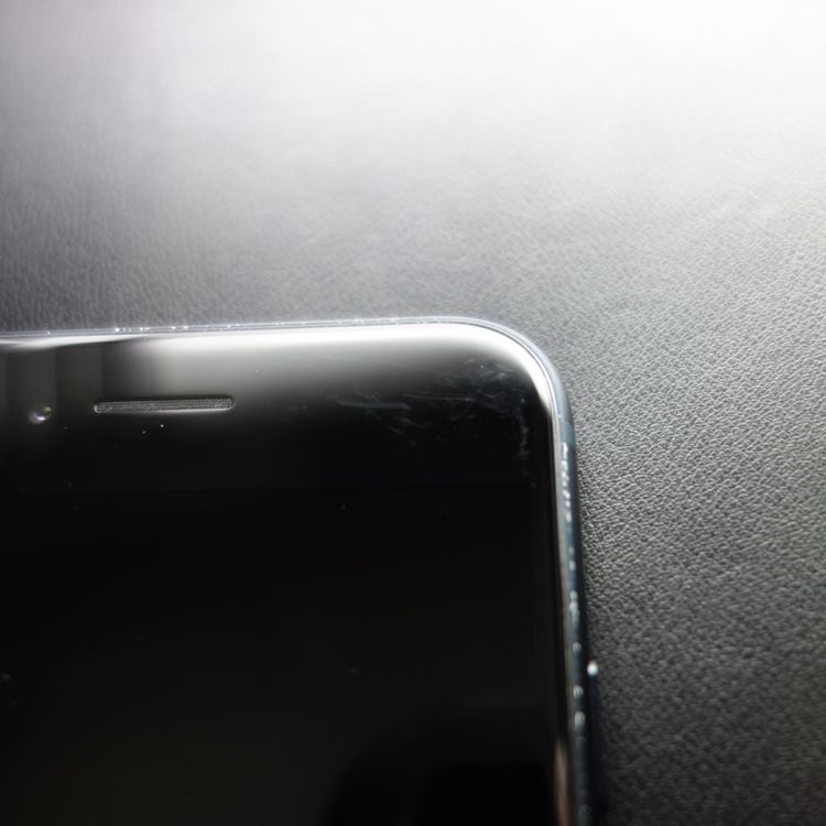 ��SIM�ե꡼��iPhoneSE3 64GB �ߥåɥʥ��� ����93�� �������¡�