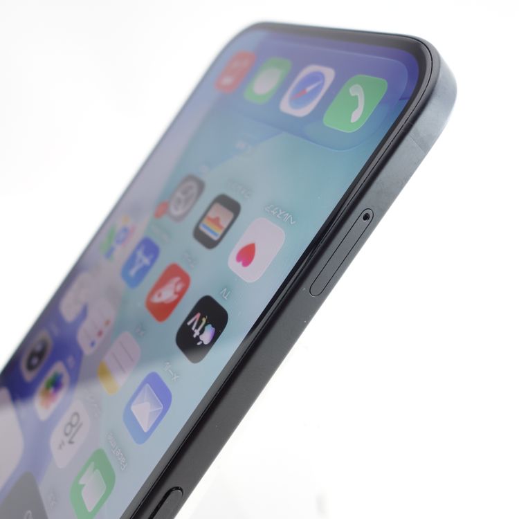 ��SIM�ե꡼��iPhone15 128GB �֥�å� ����92% �������¡�