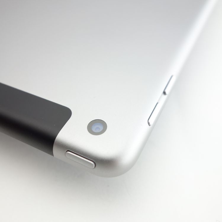 ��9.7�������iPad ��5���� 32GB ���ڡ������쥤 ����91% SIM�ե꡼