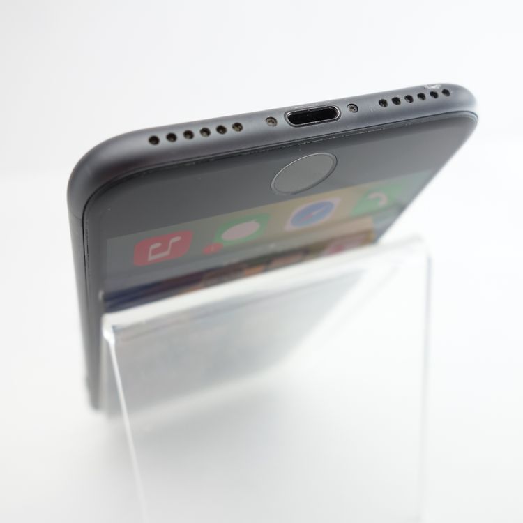 ��SIM�ե꡼��iPhone8 64GB ���ڡ������쥤 ����100�� �������¡�