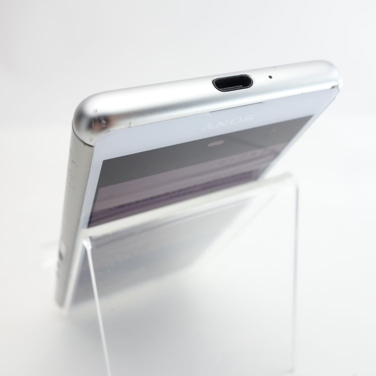 ��SIM�ե꡼��Xperia Ace SO-02L �ۥ磻�� �������¡� docomo��