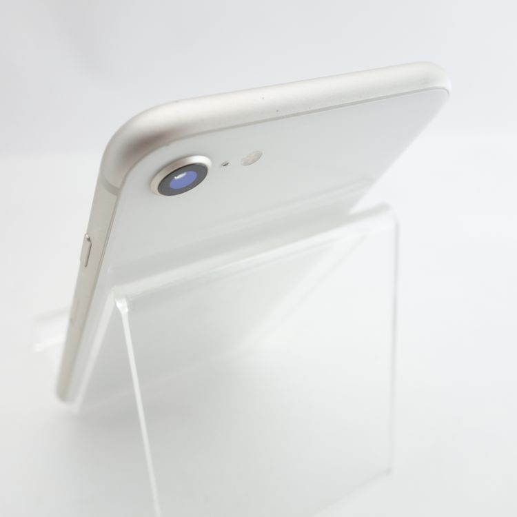 ��SIM�ե꡼��iPhoneSE3 64GB �������饤�� ����90�� �������¡�