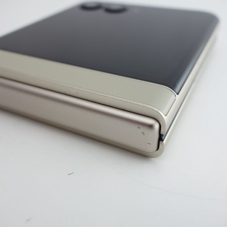 ��SIM�ե꡼��MOTOROLA razr 50 XT2453-9 ����ɥ��꡼�� ������