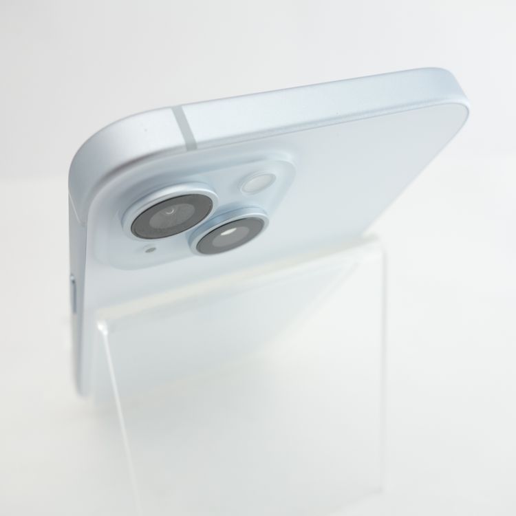 ��SIM�ե꡼��iPhone15 128GB �֥롼 ����92% Apple���ȥ���