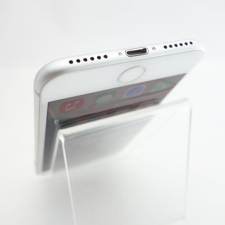 ��SIM�ե꡼��iPhone7 32GB ����С� ����100�� �������¡�