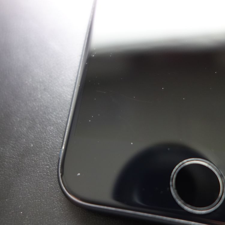 ��SIM�ե꡼��iPhoneSE3 64GB �ߥåɥʥ��� ����95�� �������¡�