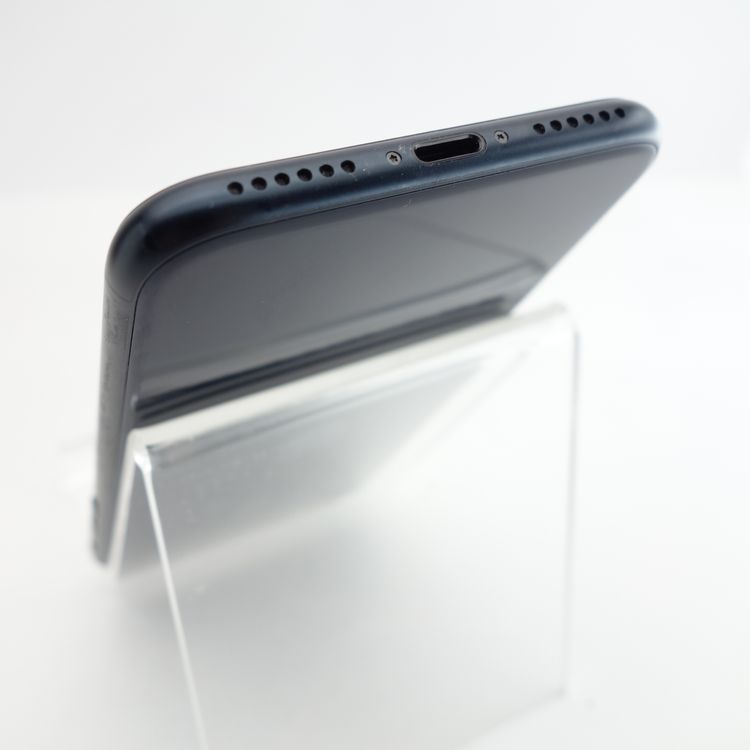 ��SIM�ե꡼��iPhoneSE3 64GB �ߥåɥʥ��� ����95�� �������¡�
