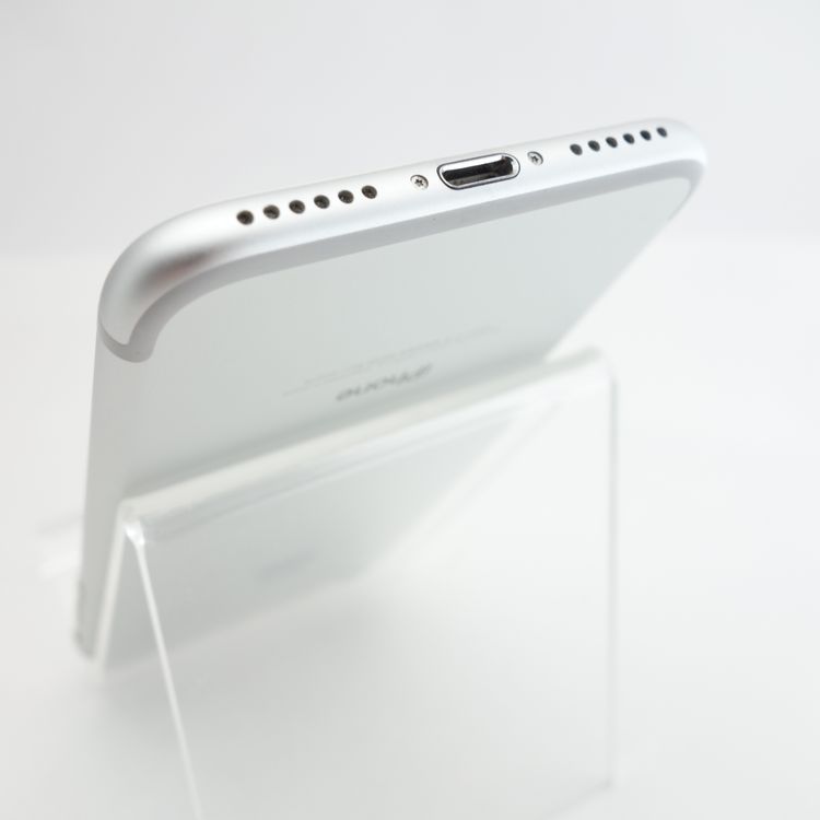 ��SIM�ե꡼��iPhone7 32GB ����С� ����87�� �������¡�