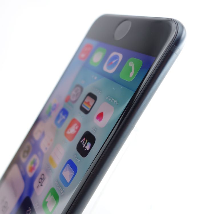 ��SIM�ե꡼��iPhoneSE3 64GB �ߥåɥʥ��� ����97�� �������¡�