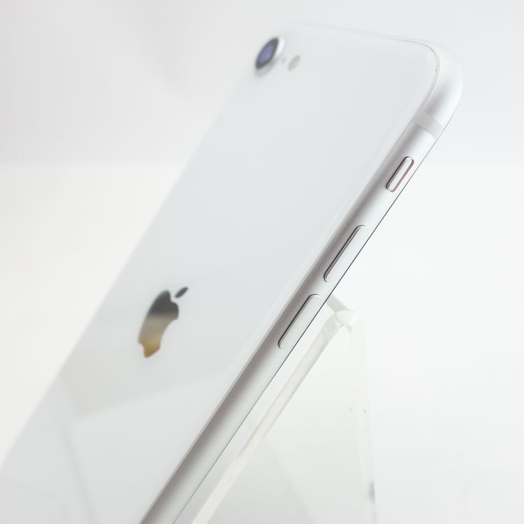 ��SIM�ե꡼��iPhoneSE2 64GB �ۥ磻�� ����100�� �������¡�