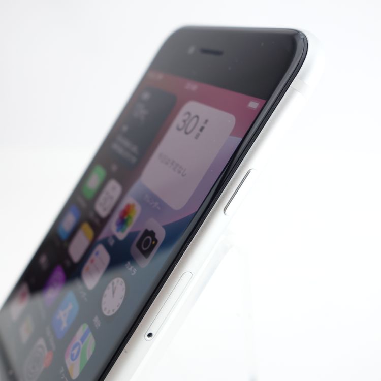 ��SIM�ե꡼��iPhoneSE2 64GB �ۥ磻�� ����100�� ����������
