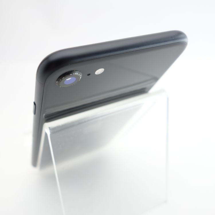 ��SIM�ե꡼��iPhoneSE2 64GB �֥�å� ����88�� �������¡�