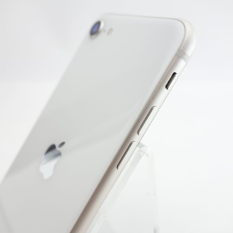 ��SIM�ե꡼��iPhoneSE3 64GB �������饤�� ����85�� �������¡�